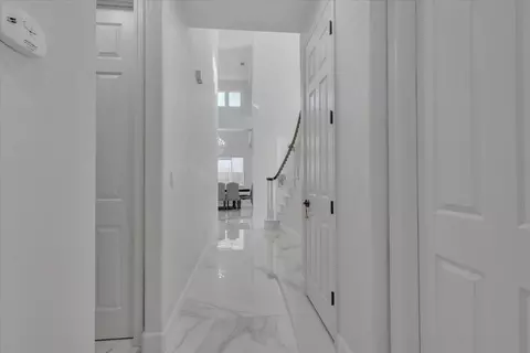 Entry Way - 1415 N Ripon Rd, Ripon, CA 95366 photo 10 of 23