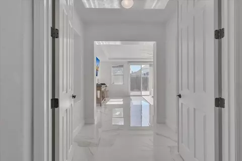 Entry Way - 1415 N Ripon Rd, Ripon, CA 95366 photo 9 of 23