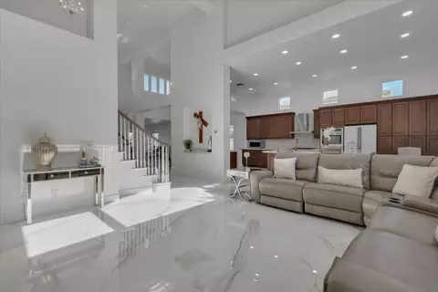Entry Way - 1415 N Ripon Rd, Ripon, CA 95366 photo 8 of 23