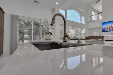 Kitchen - 1415 N Ripon Rd, Ripon, CA 95366 photo 2 of 10