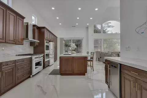 Kitchen - 1415 N Ripon Rd, Ripon, CA 95366 photo 8 of 10
