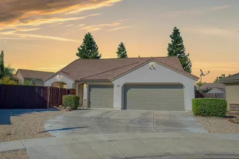 1107 Cabanel Ln, Patterson, CA 95363 photo 1