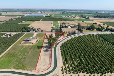 View/Area - 19272 Bloss Ave, Hilmar, CA 95324 photo 9 of 11