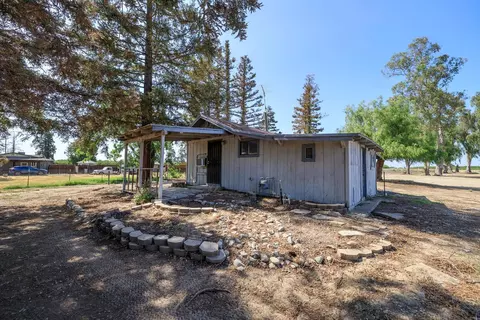 Exterior - 19272 Bloss Ave, Hilmar, CA 95324 photo 1 of 2