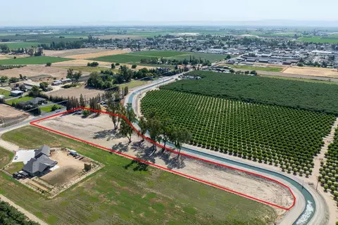 View/Area - 19272 Bloss Ave, Hilmar, CA 95324 photo 8 of 11