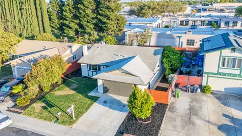 View/Area - 1930 Mcpeak Ct, Tracy, CA 95376 photo 16 of 16