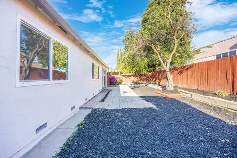 Exterior - 1930 Mcpeak Ct, Tracy, CA 95376 photo 12 of 14