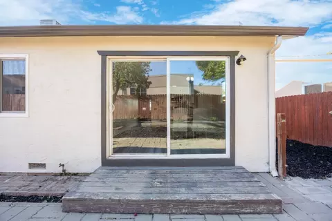 Exterior - 1930 Mcpeak Ct, Tracy, CA 95376 photo 7 of 14