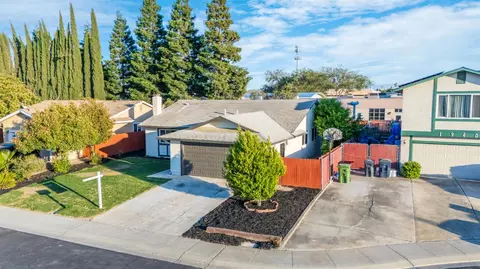 View/Area - 1930 Mcpeak Ct, Tracy, CA 95376 photo 6 of 16