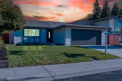Exterior - 1930 Mcpeak Ct, Tracy, CA 95376 photo 4 of 14