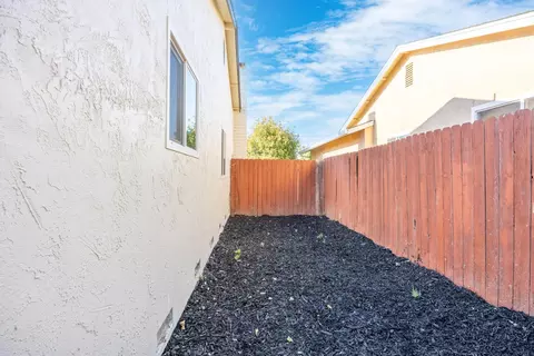 Exterior - 1930 Mcpeak Ct, Tracy, CA 95376 photo 14 of 14