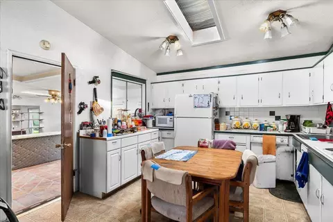 1409 Laurie Ln, Modesto, CA 95355 photo 13