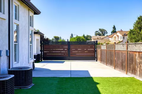 Exterior - 1887 Chur Ct, Manteca, CA 95337 photo 11 of 14