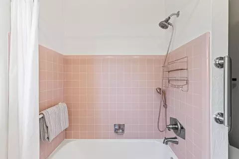 Bath - 4501 Marble Way, Carmichael, CA 95608 photo 3 of 10