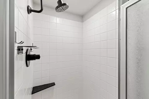 Bath - 4501 Marble Way, Carmichael, CA 95608 photo 8 of 10