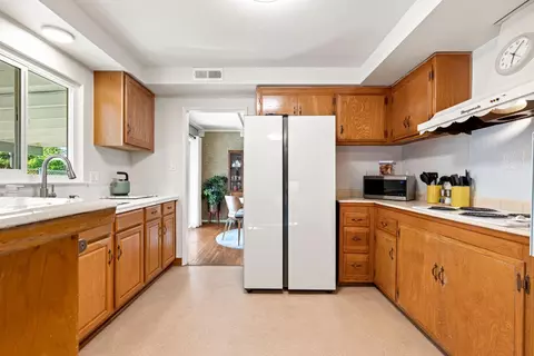 Kitchen - 4501 Marble Way, Carmichael, CA 95608 photo 4 of 8
