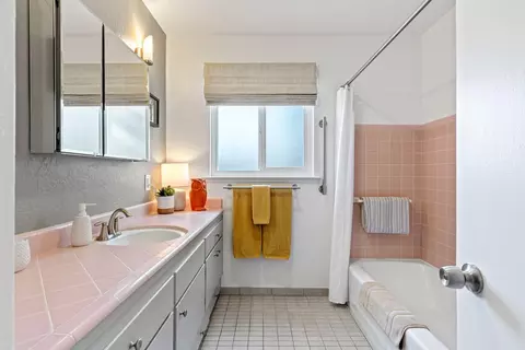 Bath - 4501 Marble Way, Carmichael, CA 95608 photo 1 of 10
