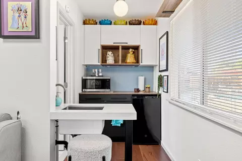 Kitchen - 4501 Marble Way, Carmichael, CA 95608 photo 8 of 8