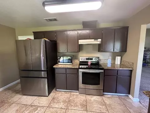 3748 Terneuzen Ave, Modesto, CA 95356 photo 2