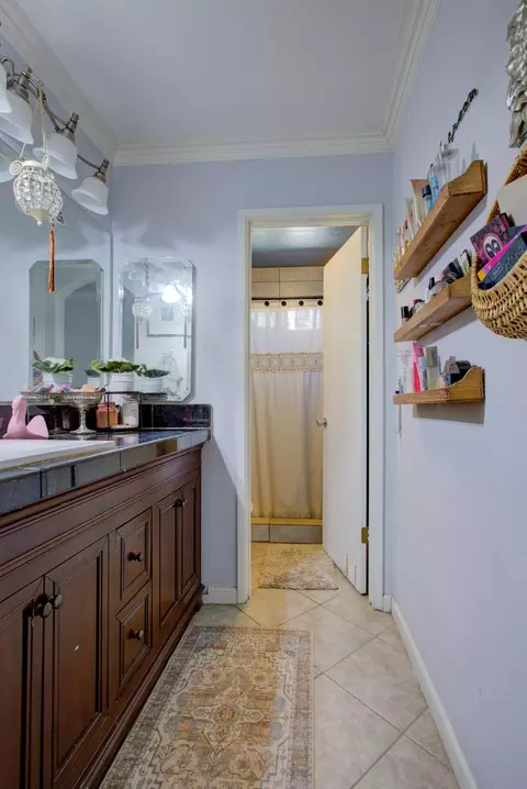 Bath - 429 Gail Ct, Merced, CA 95348 photo 1 of 3