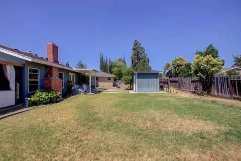 Exterior - 429 Gail Ct, Merced, CA 95348 photo 8 of 9