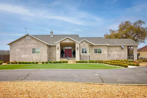 Exterior - 22131 E River Rd, Escalon, CA 95320 photo 3 of 14
