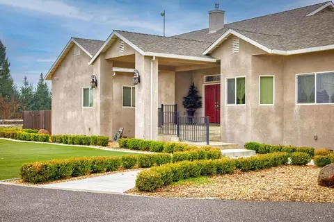 Exterior - 22131 E River Rd, Escalon, CA 95320 photo 2 of 14