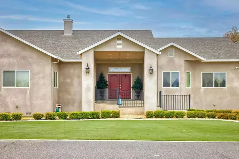 Exterior - 22131 E River Rd, Escalon, CA 95320 photo 8 of 14