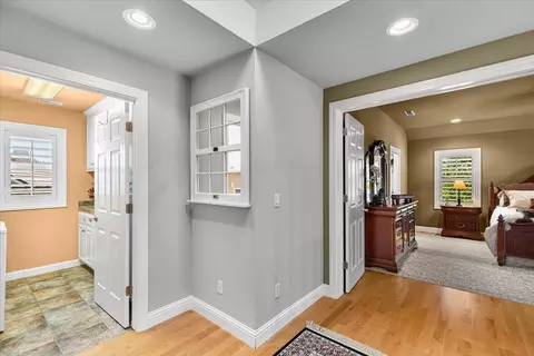 Entry Way - 65 Vista Knolls Ct, Copperopolis, CA 95228 photo 7 of 9