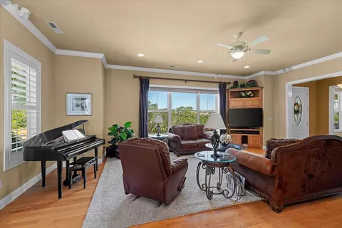 Living - 65 Vista Knolls Ct, Copperopolis, CA 95228 photo 2 of 3