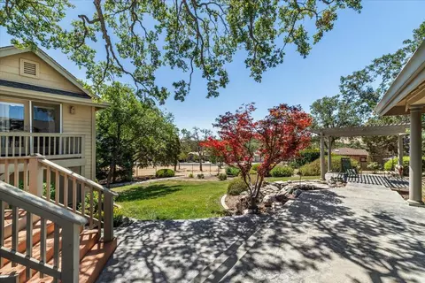 Exterior - 65 Vista Knolls Ct, Copperopolis, CA 95228 photo 8 of 27