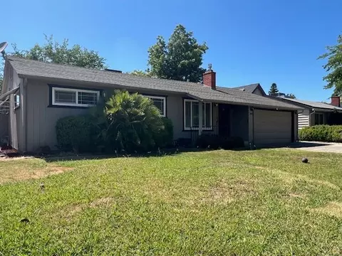 3805 Holloway Ln, Carmichael, CA 95608 photo 1