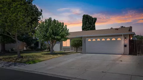 1301 Rusher St, Tracy, CA 95376 photo 2