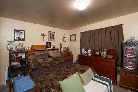 Bedroom - 204 Daisy Ln, Modesto, CA 95351 photo 2 of 4