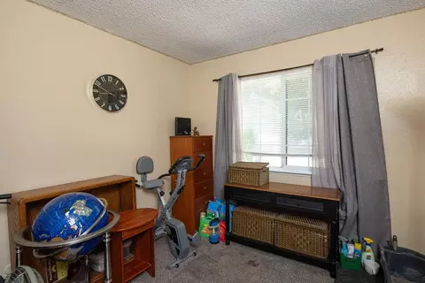 Bedroom - 204 Daisy Ln, Modesto, CA 95351 photo 4 of 4