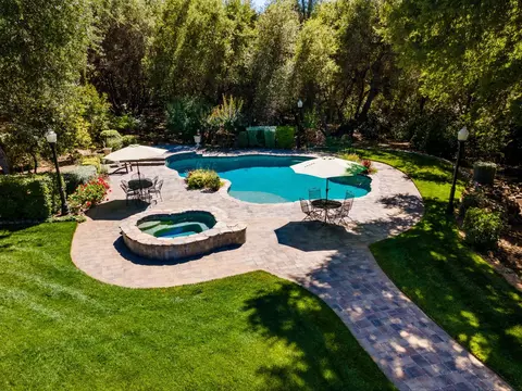 4565 Fremonts Loop, Rescue, CA 95672 photo 3