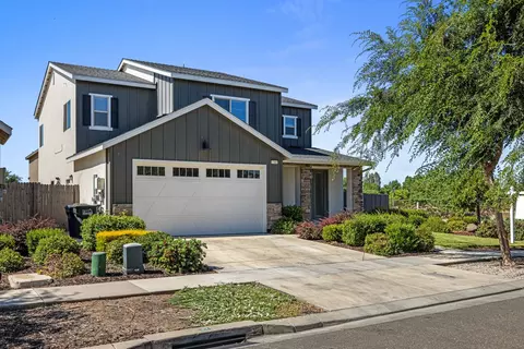 2306 Malaspina Dr, Merced, CA 95340 photo 1