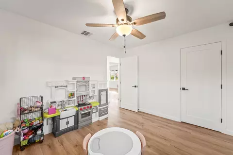 1726 Carlton Ave, Modesto, CA 95350 photo 14