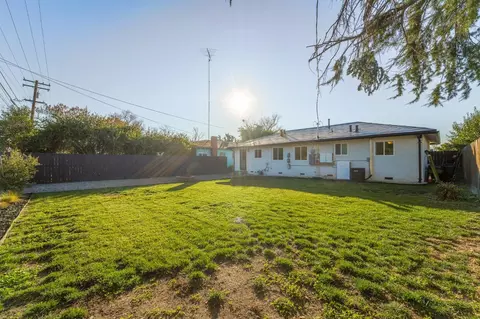 1726 Carlton Ave, Modesto, CA 95350 photo 20