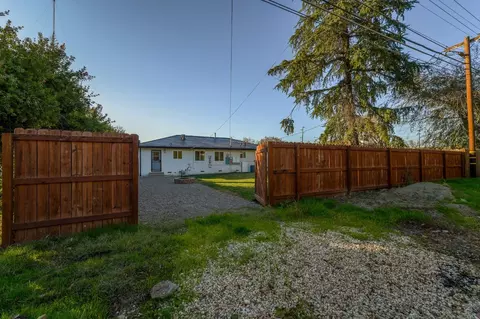 1726 Carlton Ave, Modesto, CA 95350 photo 23