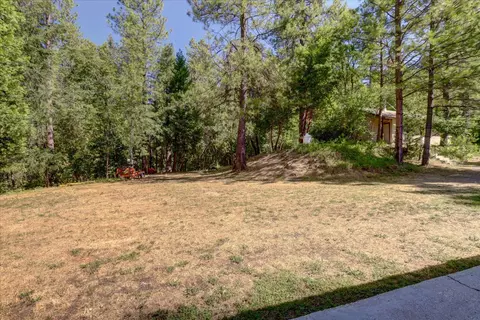 Exterior - 12368 E Bennett Rd, Grass Valley, CA 95945 photo 43 of 46