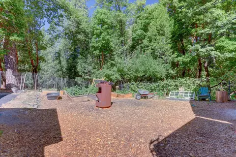 Exterior - 12368 E Bennett Rd, Grass Valley, CA 95945 photo 38 of 46