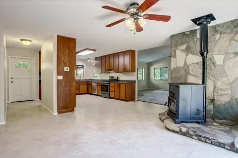 Living - 12368 E Bennett Rd, Grass Valley, CA 95945 photo 8 of 10