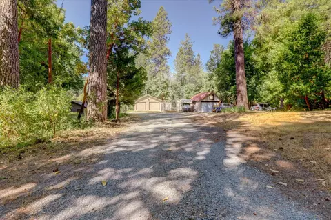 Exterior - 12368 E Bennett Rd, Grass Valley, CA 95945 photo 28 of 46
