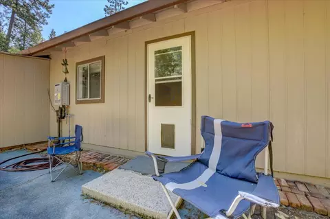 Exterior - 12368 E Bennett Rd, Grass Valley, CA 95945 photo 4 of 46