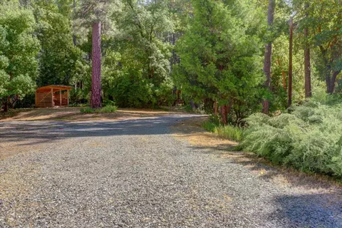 Exterior - 12368 E Bennett Rd, Grass Valley, CA 95945 photo 35 of 46