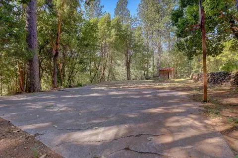 Exterior - 12368 E Bennett Rd, Grass Valley, CA 95945 photo 20 of 46