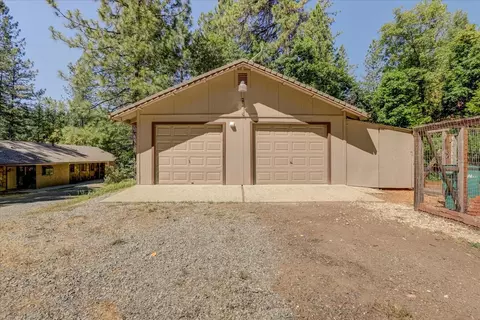 Exterior - 12368 E Bennett Rd, Grass Valley, CA 95945 photo 3 of 46