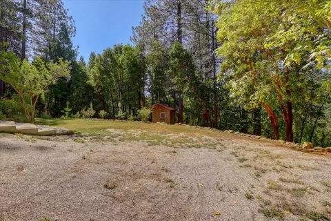 Exterior - 12368 E Bennett Rd, Grass Valley, CA 95945 photo 15 of 46