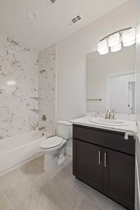 Bath - 1852 Lovejoy Pl, Manteca, CA 95337 photo 4 of 4